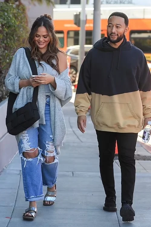 Chrissy Teigen in West Hollywood on Feb.8.2023