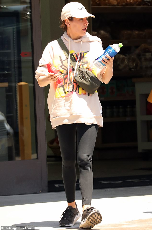 Mila Kunis at a mini mart in Los Angeles on May 18,2023