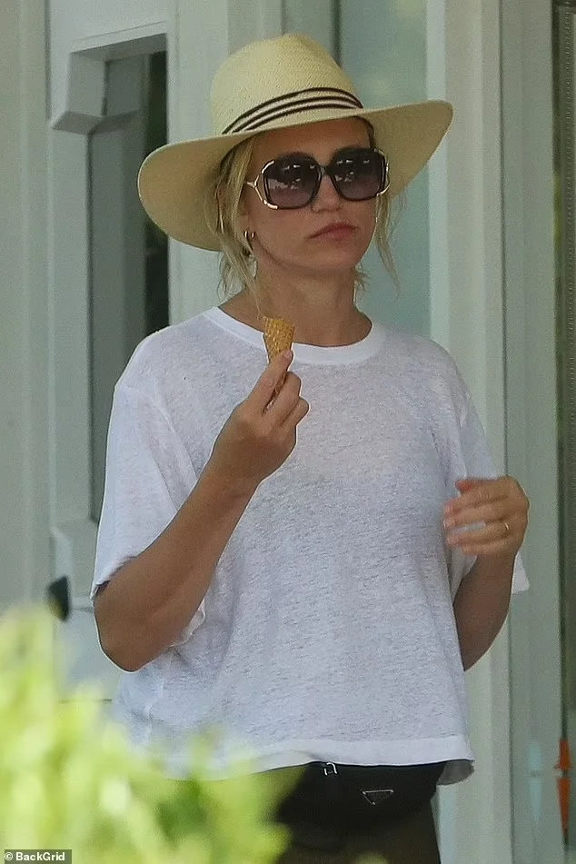 Cameron Diaz Streetwear