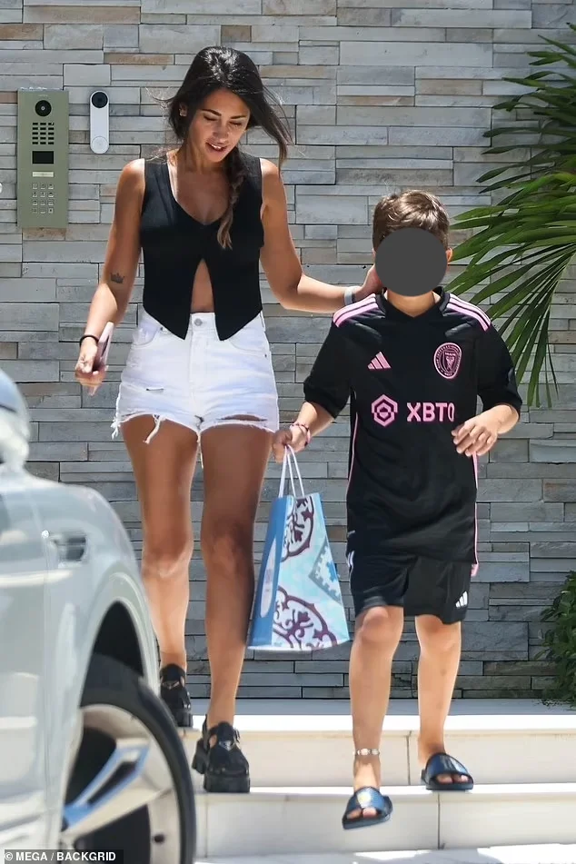 Style Spotlight: Lionel Messi and His Trendsetter Wife! Discover Their Fashion Choices in Boca Raton on July 31, 2023