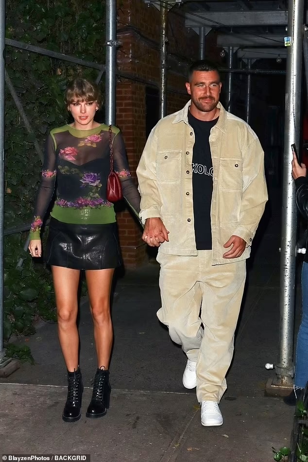 Taylor Swift and Travis Kelce: A Fashionable Date Night in NYC on Oct 25, 2023