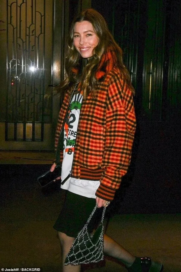 Grunge Glam: Jessica Biel’s NYC Outing in Marni Shearling Bomber Jacket on Jan 27, 2023