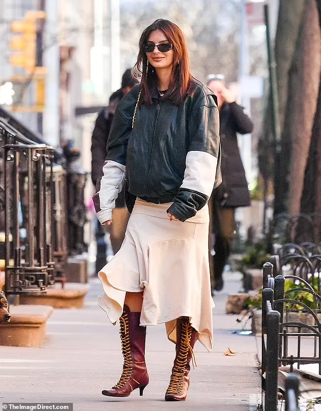 What are some iconic NYC street style moments from Emily Ratajkowski 2024?