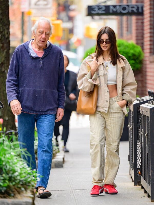 Emily Ratajkowski’s West Village Stroll: Effortless Style with a Hint of Edge on April, 2024